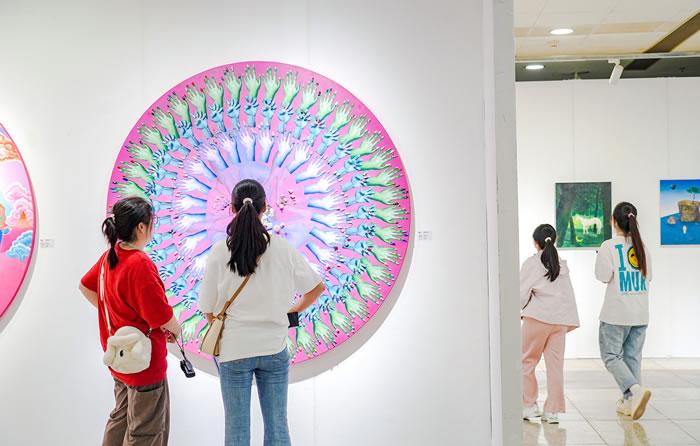 观展现场