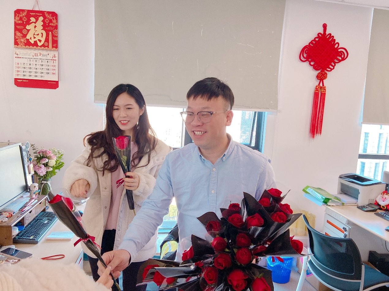 舟山平安产险：“女神节快乐”致今天在岗的每一位女神