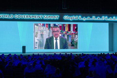 联合国秘书长在2022年世界政府峰会上发出呼吁：我们需要互相支持和帮助