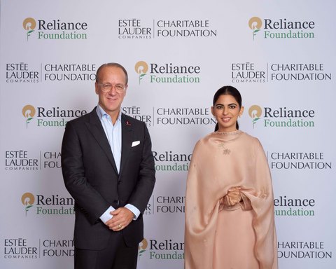 Reliance Foundation和The Estée Lauder Companies慈善基金会启动多年期合作，旨在赋能印度一百万名女童和年轻女性